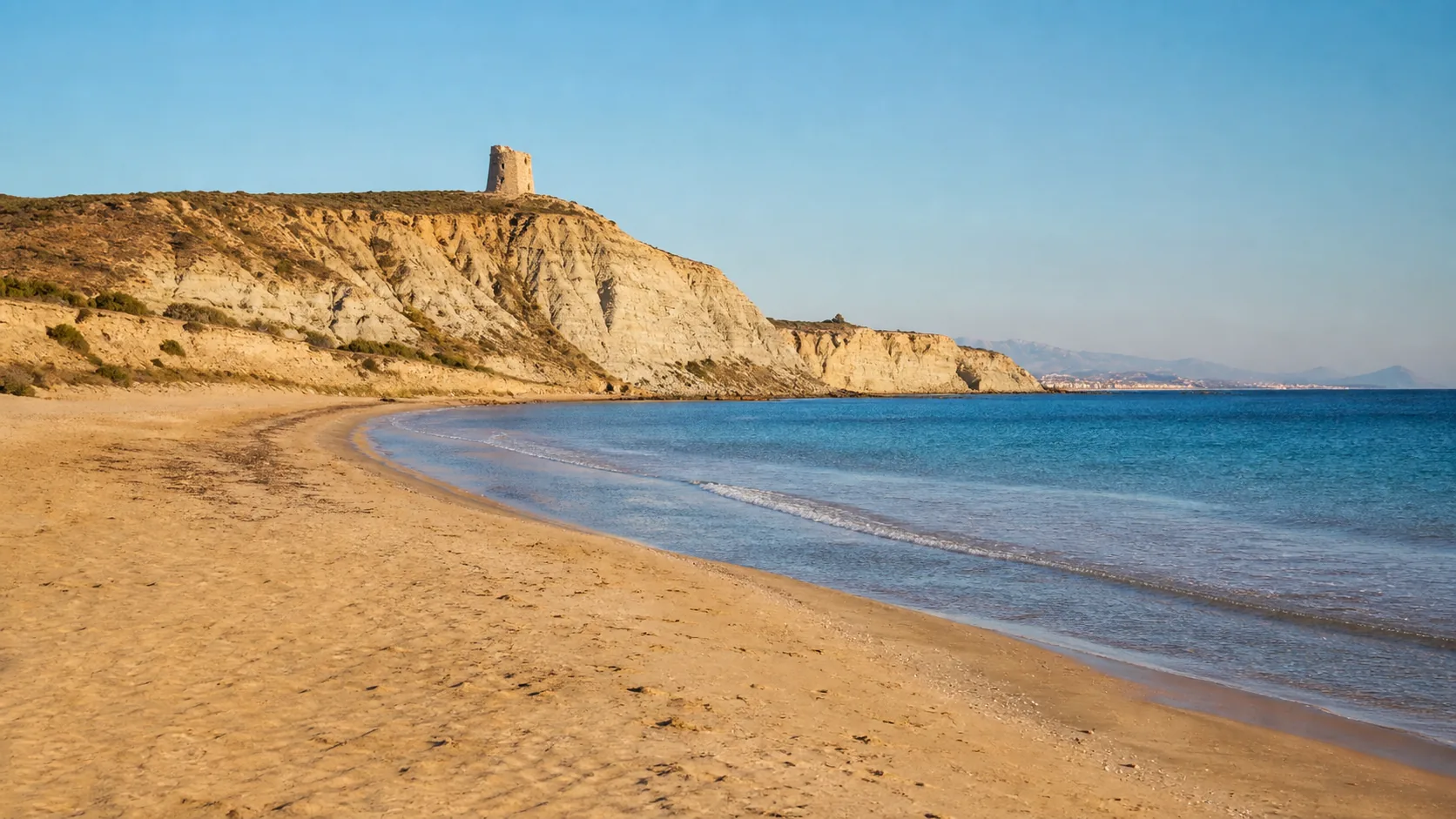 Torre Salsa WWF-Naturreservat mit Sandstrand und Mergelklippen